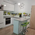 公寓 Apartamentyprzymorzu Z Basenem I Bawialnia 科沃布热格