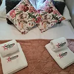 公寓 Apartamentyprzymorzu Z Basenem I Bawialnia