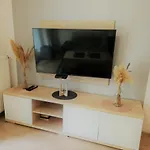 Apartamentyprzymorzu Z Basenem I Bawialnia