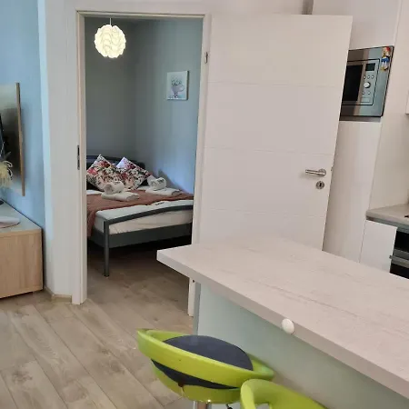 Apartamentyprzymorzu Z Basenem I Bawialnią Apartament