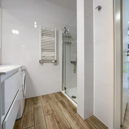 Apartamentyprzymorzu Z Basenem I Bawialnią Kołobrzeg