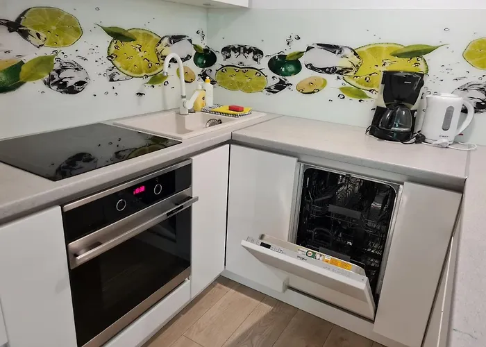 Apartament Apartamentyprzymorzu Z Basenem I Bawialnią *