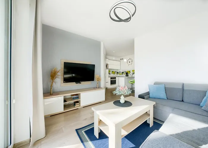Apartament Apartamentyprzymorzu Z Basenem I Bawialnią